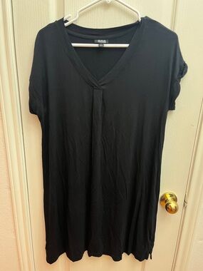 a.n.a Black V-Neck Short Sleeve Tunic Top